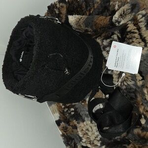 Lululemon bucket bag black sherpa Winter Fluffy
